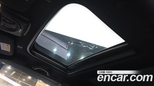 Mini Cooper S 2019 — Şəkil 13/32