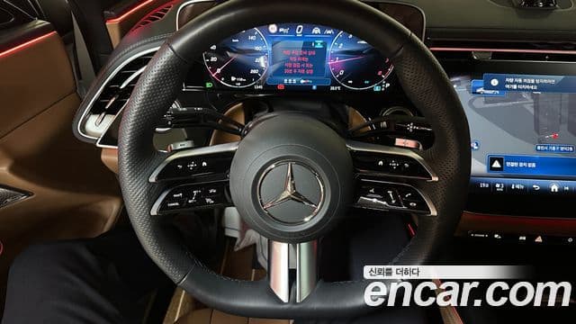 Mercedes-Benz E-Class 2025 — ფოტო 19/20
