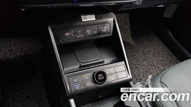 Hyundai Kona 2023 — ფოტო 19/20
