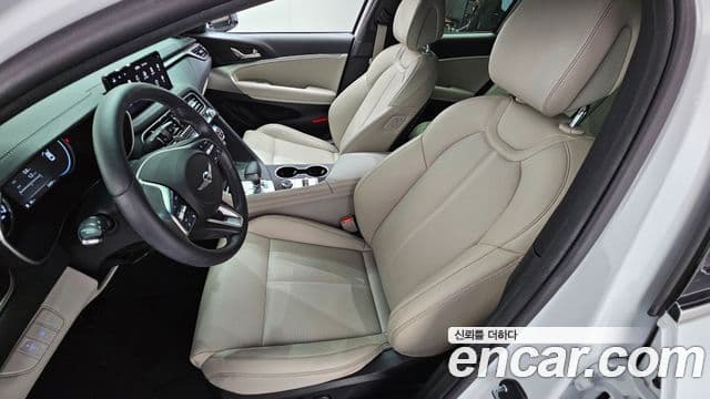 Genesis G70 2022 — ფოტო 24/35