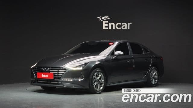 Hyundai Sonata 2022 — Фото 1/20