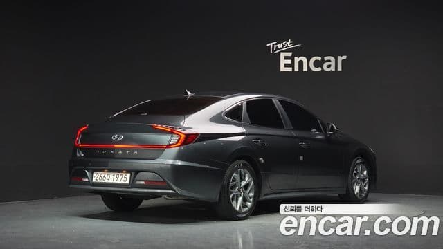 Hyundai Sonata 2022 — Фото 2/20