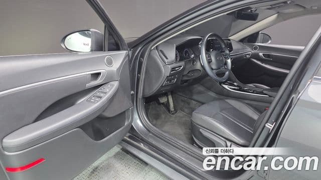 Hyundai Sonata 2022 — Фото 10/20