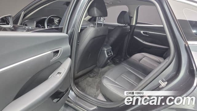 Hyundai Sonata 2022 — Фото 12/20