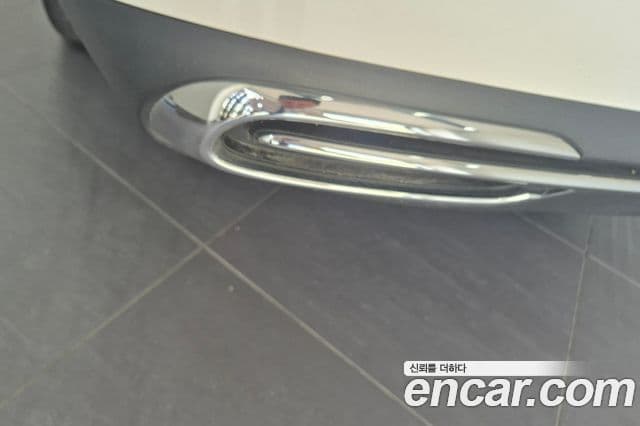 Mercedes-Benz E-Class 2024 — ფოტო 10/20