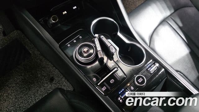 Kia K5 2022 — Şəkil 7/20