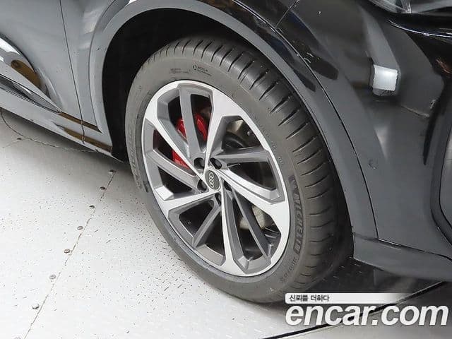 Audi Q5 2025 — Şəkil 4/20