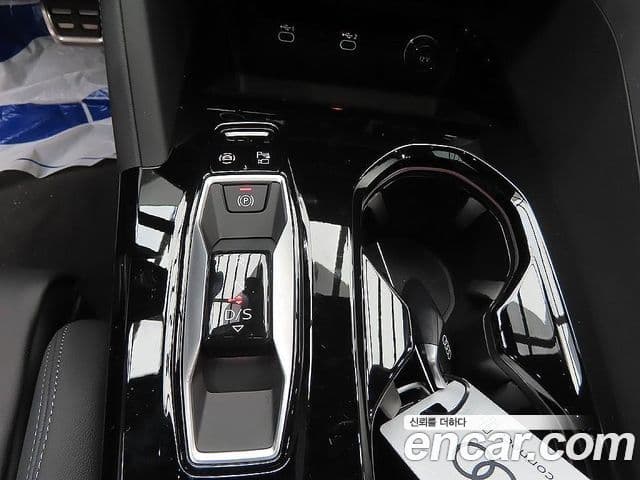 Audi Q5 2025 — Şəkil 8/20