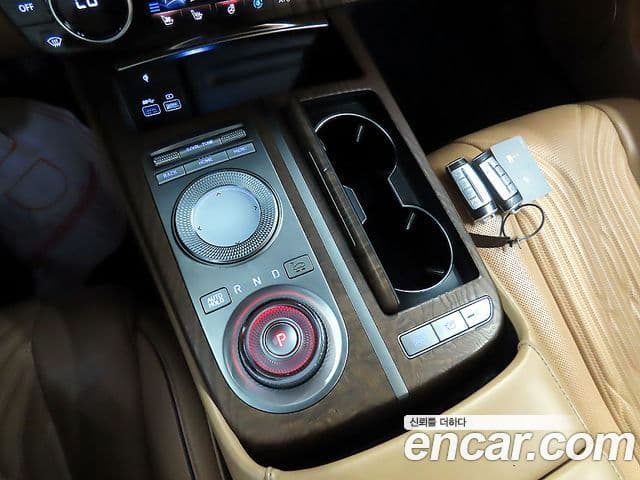 Genesis Electrified G80 2020 — фото 13 из 20