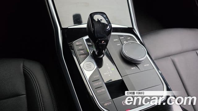 BMW 3 Series 2019 — ფოტო 9/20