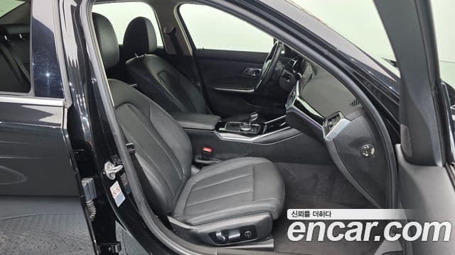 BMW 3 Series 2019 — ფოტო 11/20