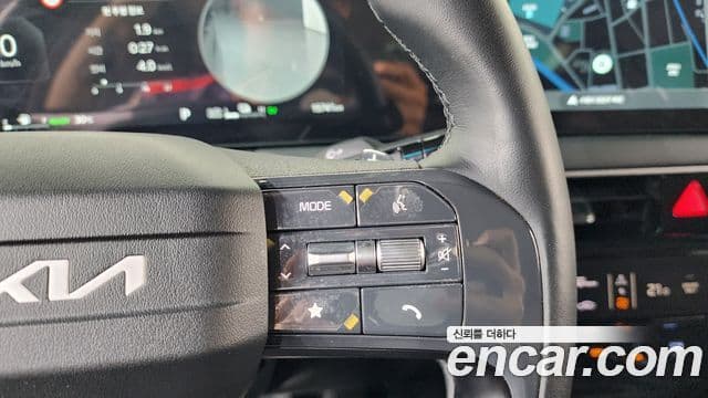 Kia K8 2025 — Şəkil 17/20