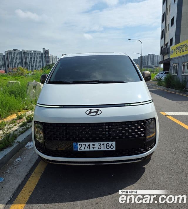 Hyundai Staria 2025 — ფოტო 3/14