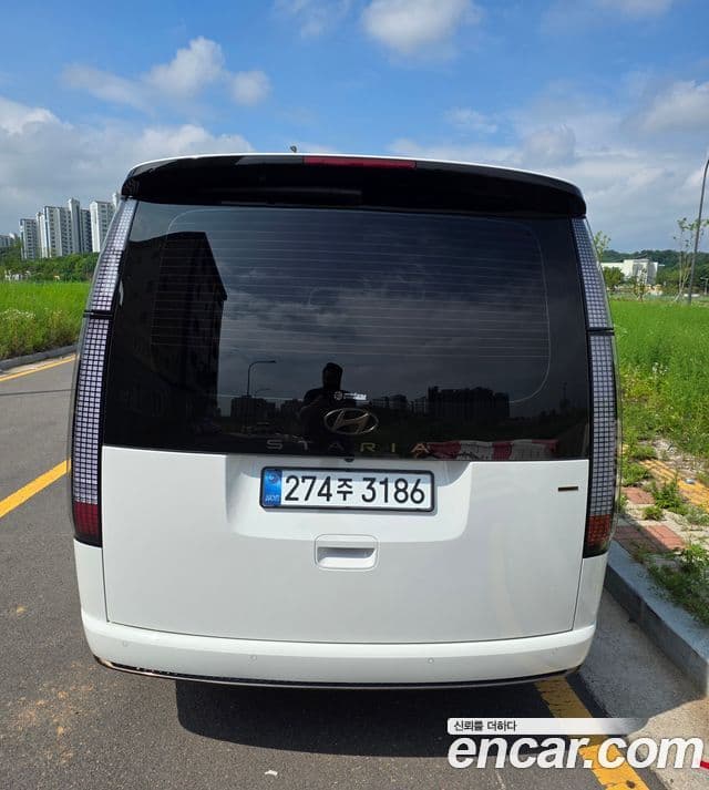 Hyundai Staria 2025 — ფოტო 4/14