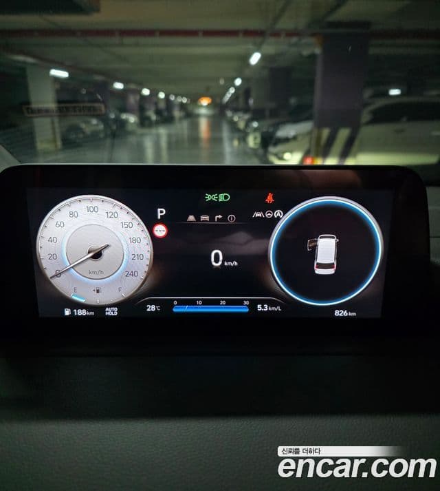 Hyundai Staria 2025 — ფოტო 7/14