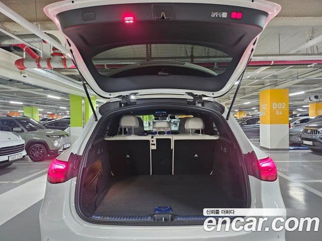 Mercedes-Benz GLC-Class 2026 — ფოტო 18/19