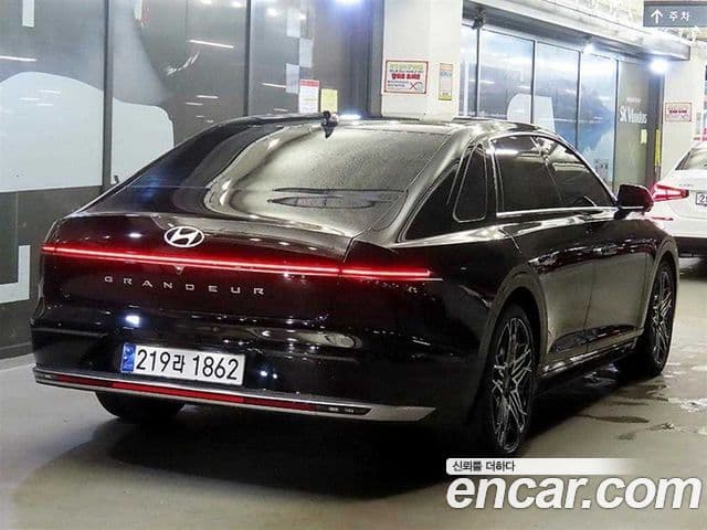 Hyundai Grandeur 2023 — Şəkil 3/20