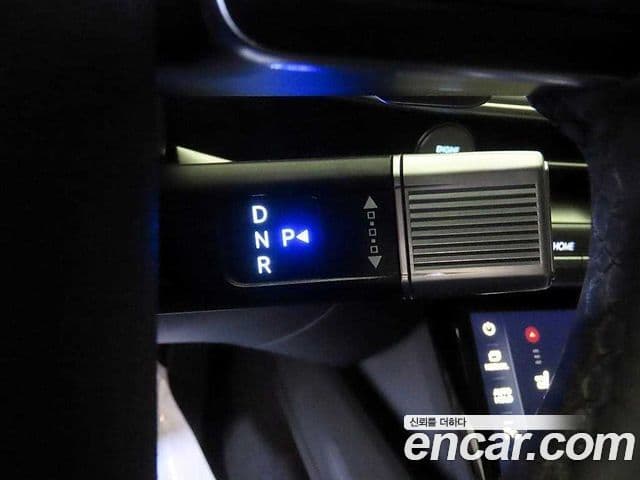 Hyundai Grandeur 2023 — Şəkil 12/20