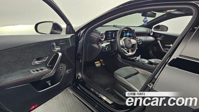 Mercedes-Benz A-Class 2022 — Şəkil 10/20