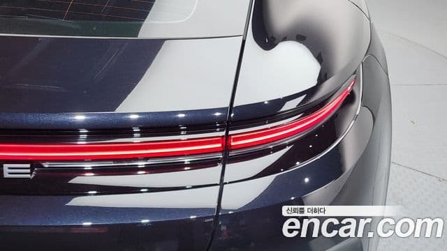 Porsche Panamera 2024 — Photo 24/35