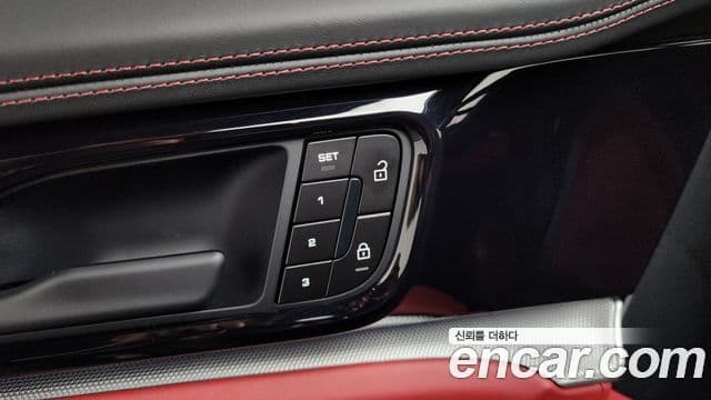 Porsche Panamera 2024 — Photo 20/35