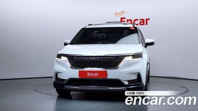 Kia Carnival 2022 — ფოტო 3/20