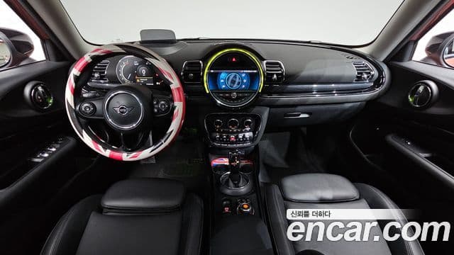 Mini Cooper Clubman 2021 — Фото 7/20