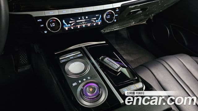 Genesis Electrified G80 2022 — ფოტო 9/20