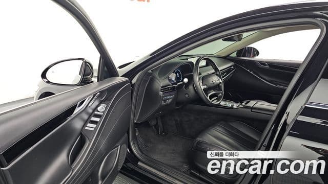Genesis Electrified G80 2022 — ფოტო 10/20