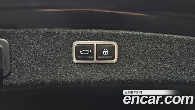Genesis G80 2022 — Photo 20/34