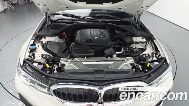 BMW 3 Series 2021 — фото 6 из 20