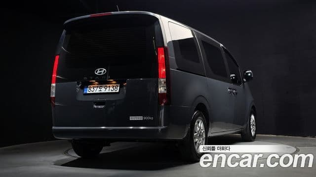 Hyundai Staria 2025 — ფოტო 2/20