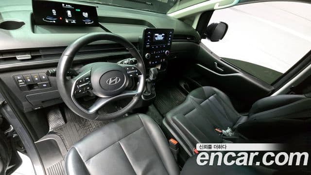 Hyundai Staria 2025 — ფოტო 7/20