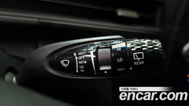 Hyundai Staria 2025 — ფოტო 17/20