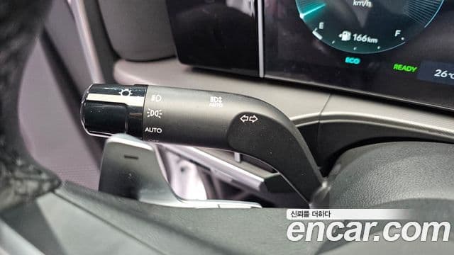 Hyundai Santa Fe 2024 — Şəkil 17/20