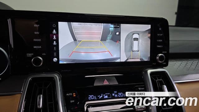 Kia Sorento 2021 — Şəkil 16/20