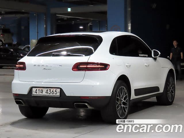 Porsche Macan 2018 — Şəkil 6/20