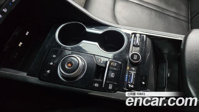 Kia K5 2019 — ფოტო 9/20