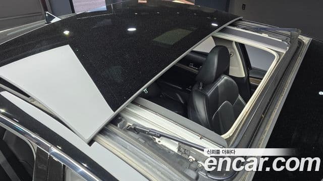 Kia K5 2019 — ფოტო 18/20