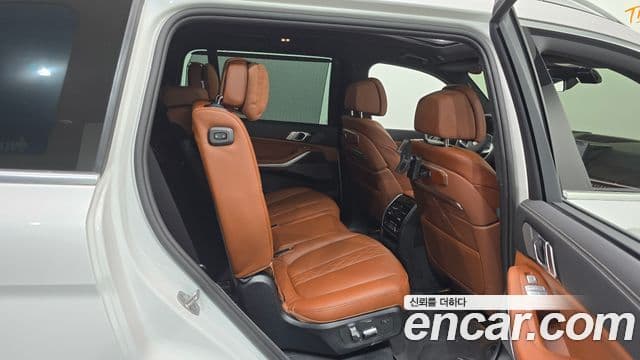 BMW X7 2024 — ფოტო 11/20