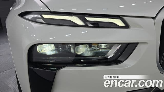 BMW X7 2024 — Photo 13/35