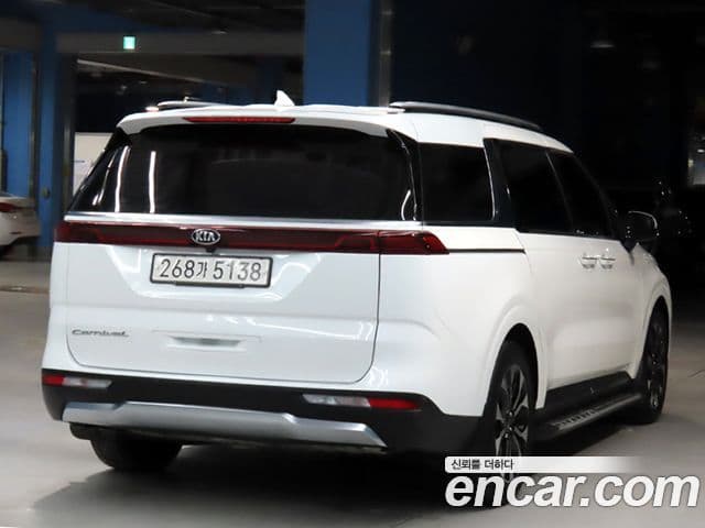 Kia Carnival 2020 — Фото 1/20