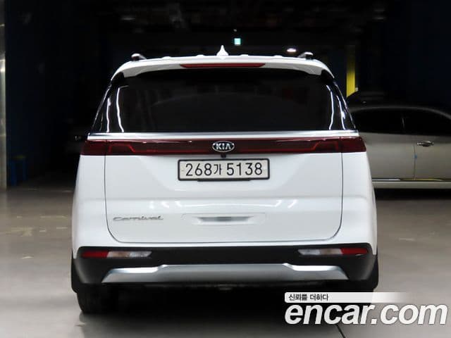 Kia Carnival 2020 — Фото 3/20