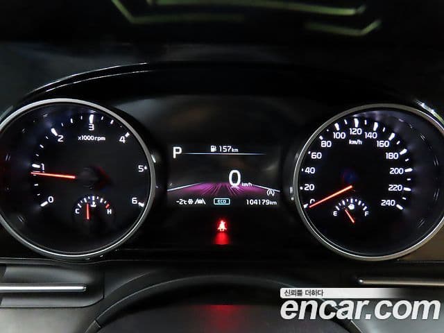 Kia Carnival 2020 — Фото 6/20