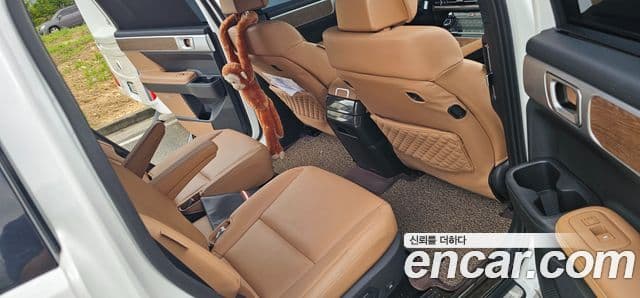 Hyundai Santa Fe 2024 — Şəkil 14/18