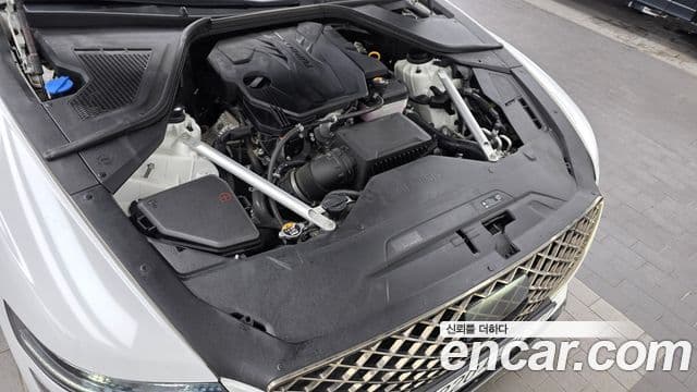 Genesis Electrified G80 2022 — ფოტო 6/20