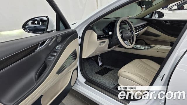 Genesis Electrified G80 2022 — ფოტო 10/20