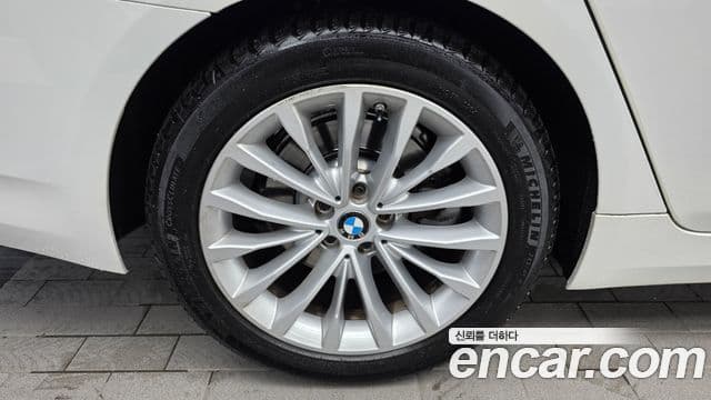 BMW 5 Series 2020 — Şəkil 5/20