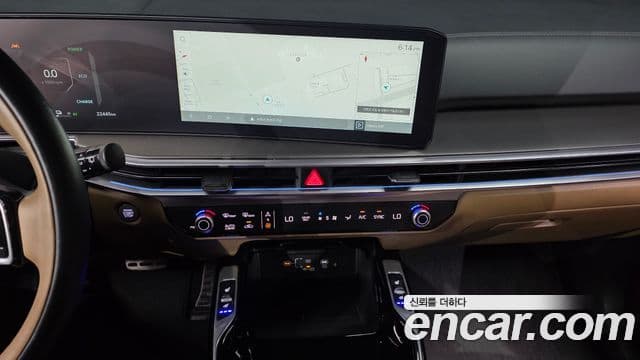 Kia Sorento 2023 — ფოტო 13/20