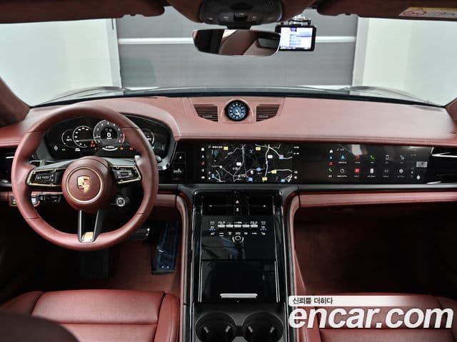 Porsche Panamera 2025 — ფოტო 6/20
